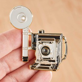 OE 스피드라이트 대형 카메라 골드 뱃지 P184