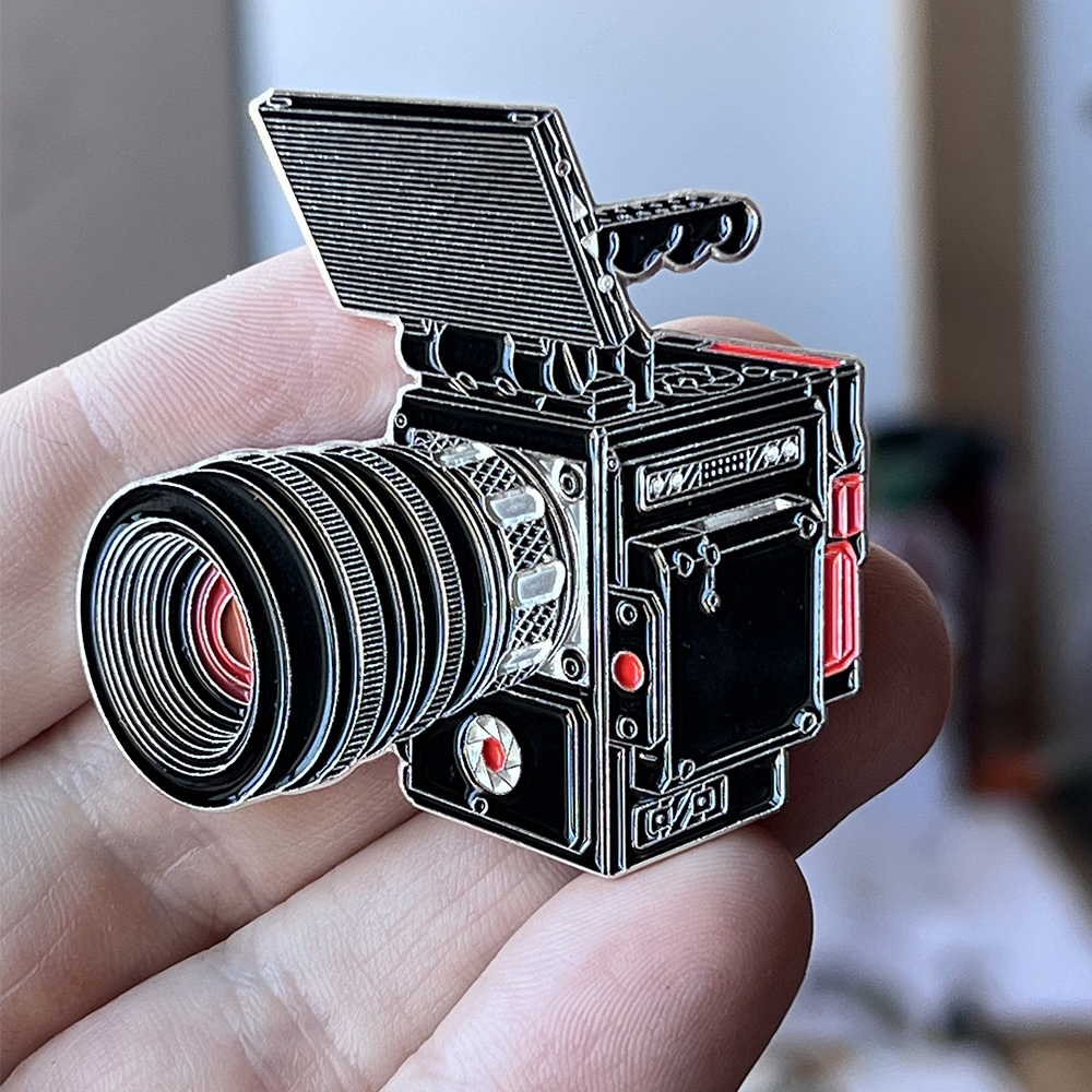 OE RED 시네마 카메라 뱃지 P246