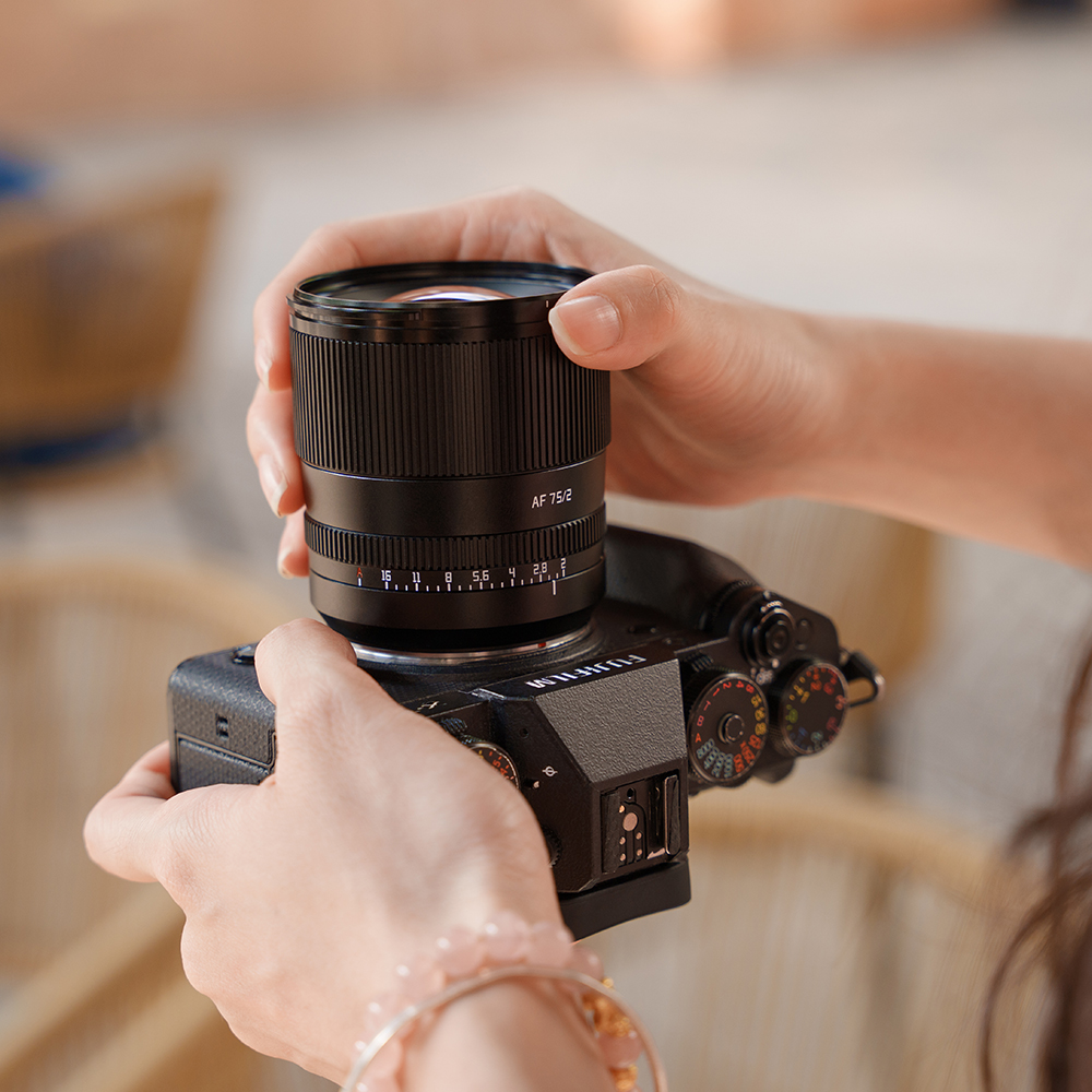 티티아티산 AF 75mm F2 후지 X마운트 렌즈