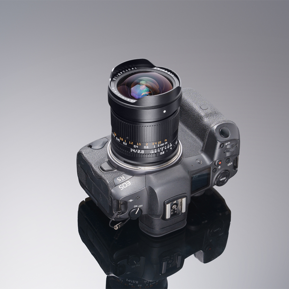 티티아티산 MF 14mm F2.8 캐논 RF마운트 풀프레임 렌즈