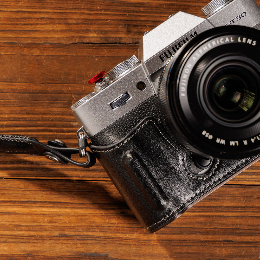 스몰리그 5669 후지 X-T30 III / X-T30 II / X-T30 가죽케이스 블랙