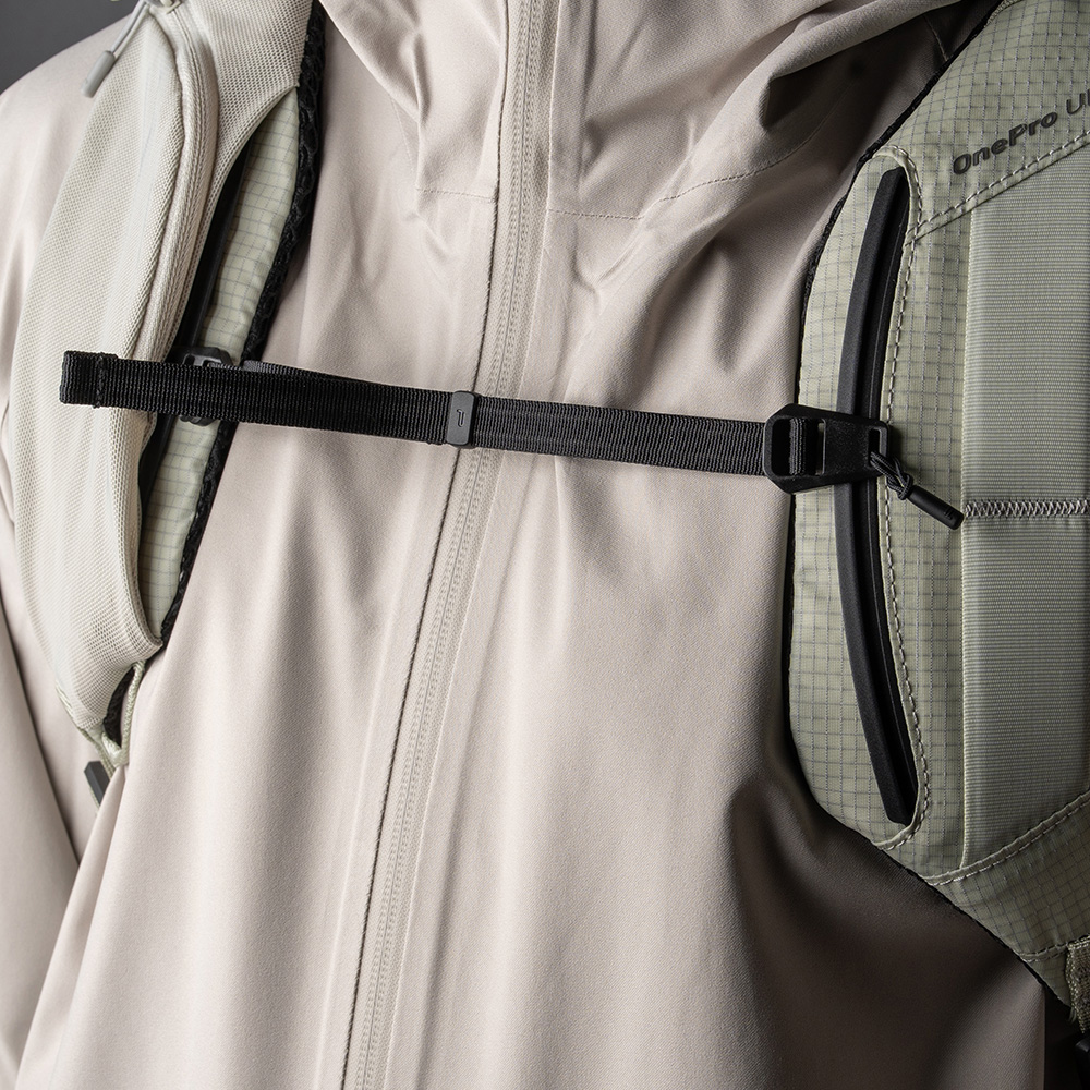 피지테크 원프로 울트라라이트 백팩 20L 미스티그린 P-CB-418