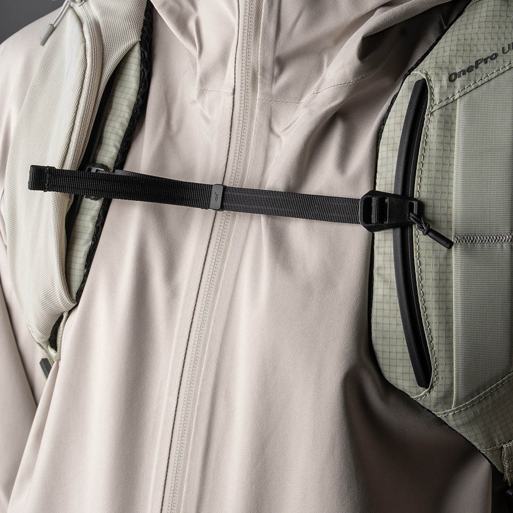 피지테크 원프로 울트라라이트 백팩 30L 미스티그린 P-CB-415