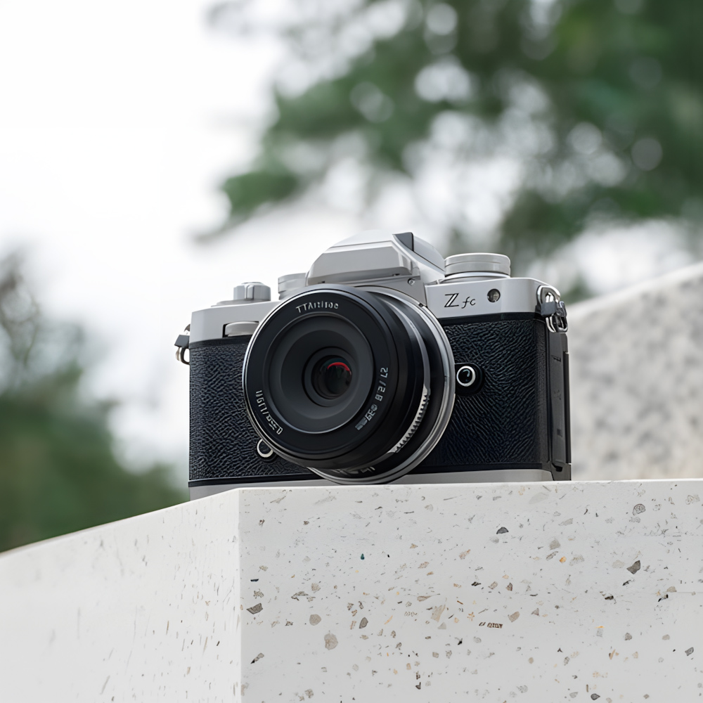 티티아티산 AF 27mm F2.8 니콘 Z마운트 APS-C 렌즈 블랙
