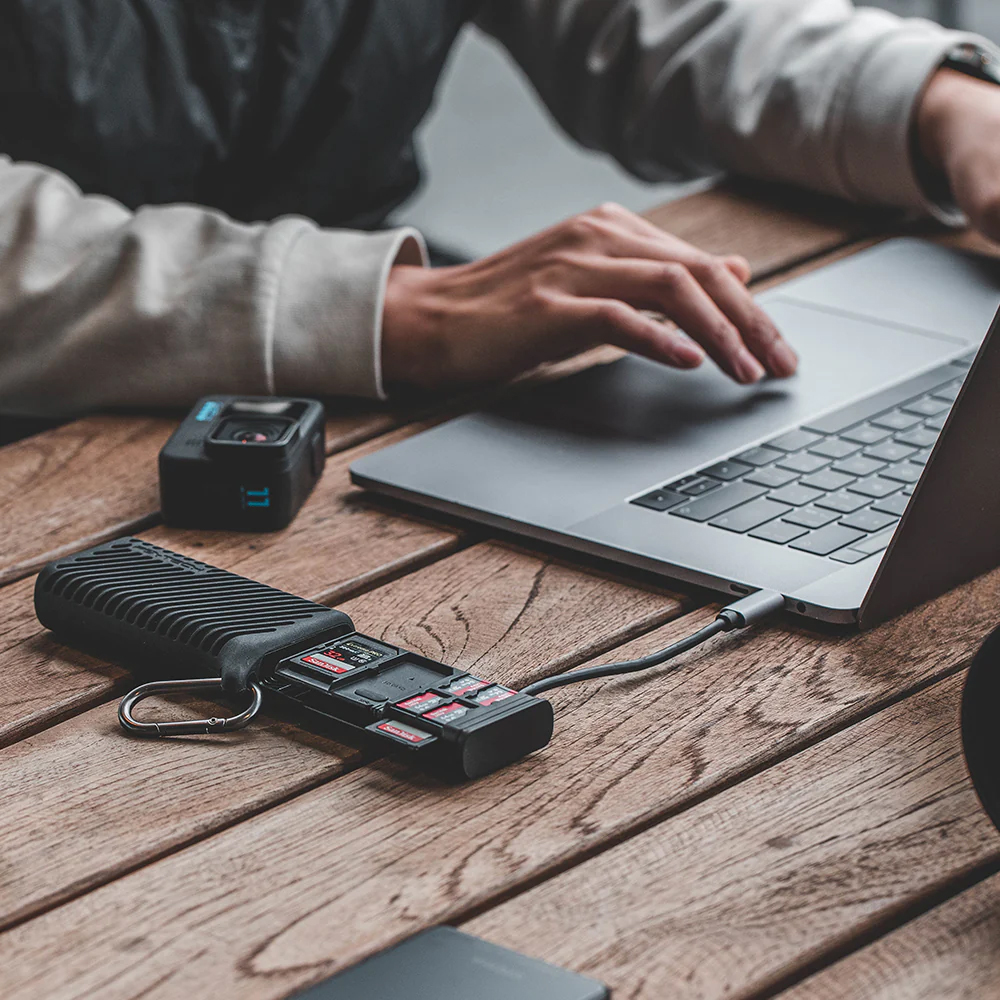[SONY] 피지테크 여행용 고속 카드리더기 USB 3.1 P-GM-163